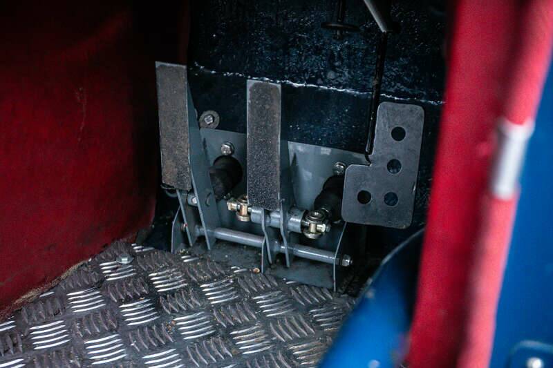 Image 21/42 of TVR Grantura (1960)