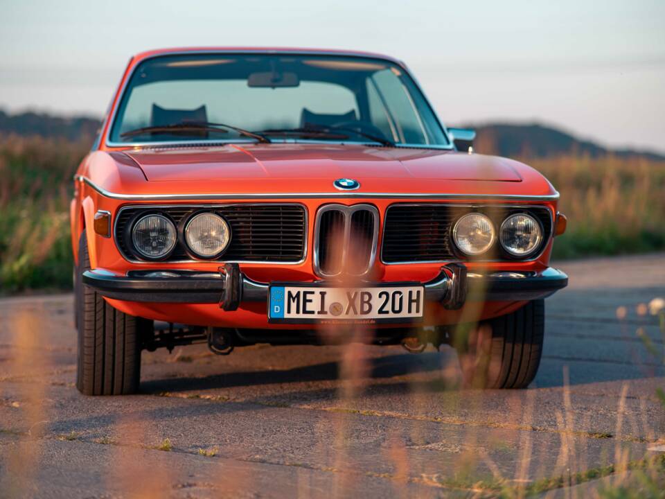 Image 3/31 of BMW 3.0 CSi (1975)