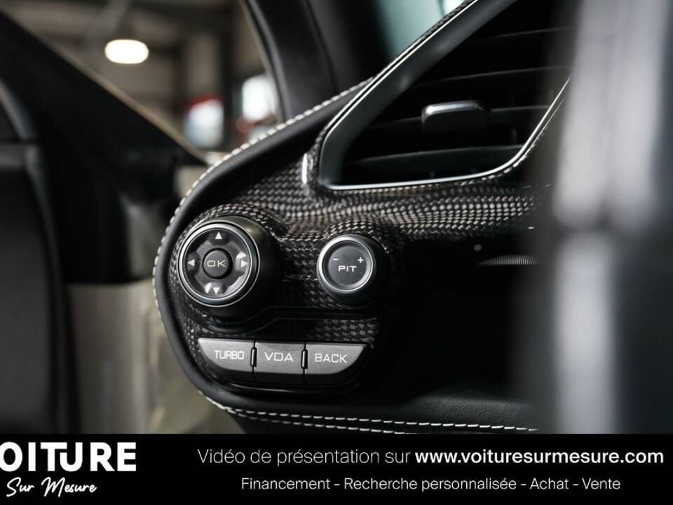 Image 6/50 of Ferrari 488 GTB (2015)