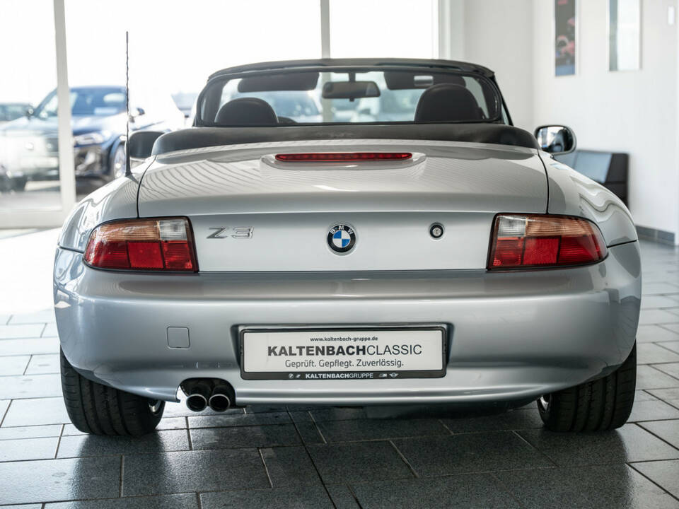 Immagine 4/22 di BMW Z3 2.8 (1997)