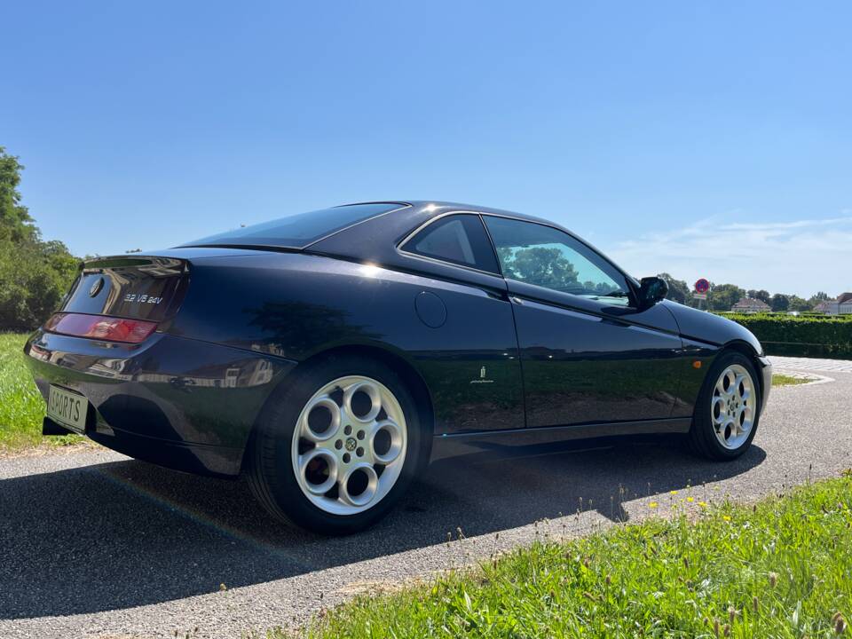 Imagen 36/66 de Alfa Romeo GTV 3.2 V6 24V (2003)