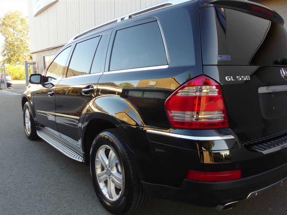 Immagine 25/100 di Mercedes-Benz GL 550 4MATIC (2008)