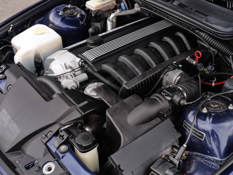 Image 5/50 de BMW 328i (1995)