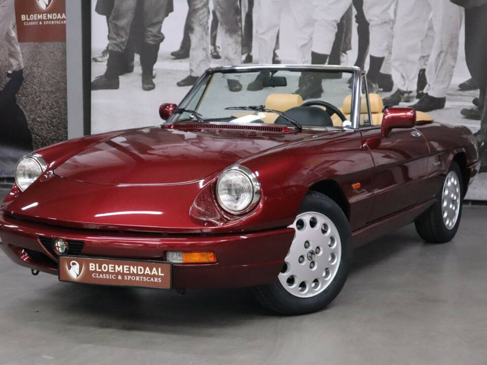 Image 57/58 de Alfa Romeo 2.0 Spider (1992)