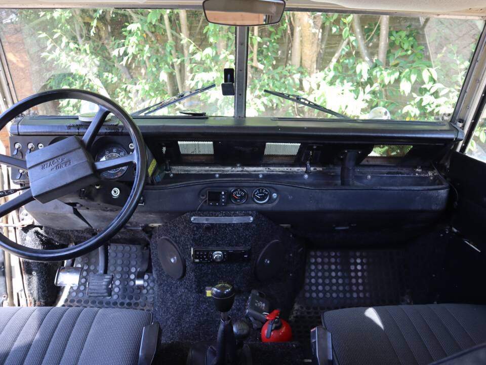 Afbeelding 38/56 van Land Rover 109 (1975)