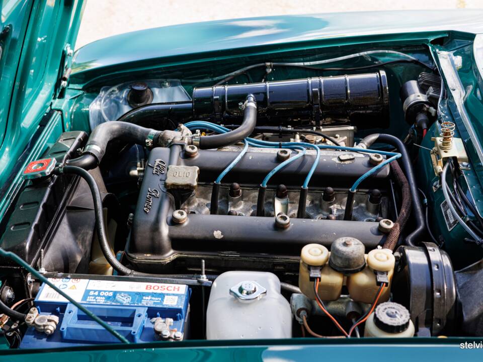 Bild 36/39 von Alfa Romeo 1750 GT Veloce (1971)