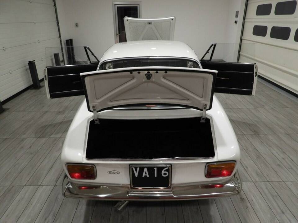 Bild 13/15 von Alfa Romeo Giulia 1600 Sprint GT (1965)