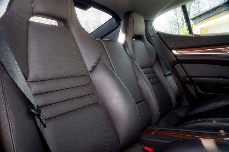 Bild 48/50 von Porsche Panamera 4S (2010)