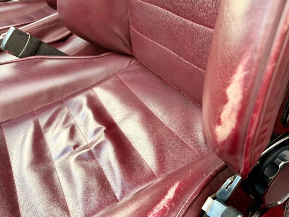 Bild 20/50 von Ferrari Dino 208 GT4 (1976)