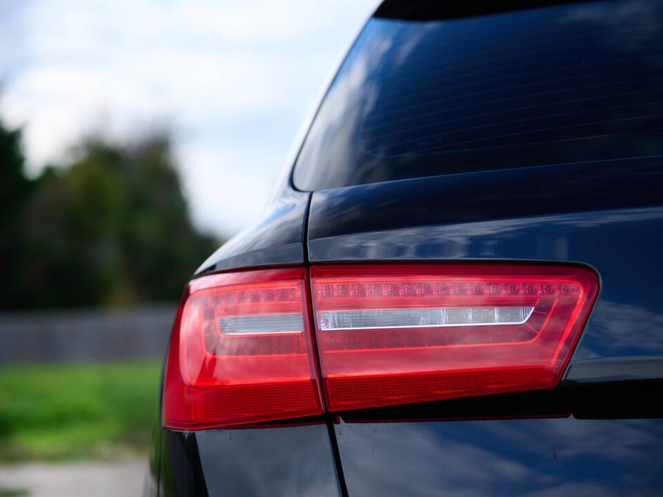 Image 17/50 of Audi A6 3.0 TFSI allroad quattro (2013)