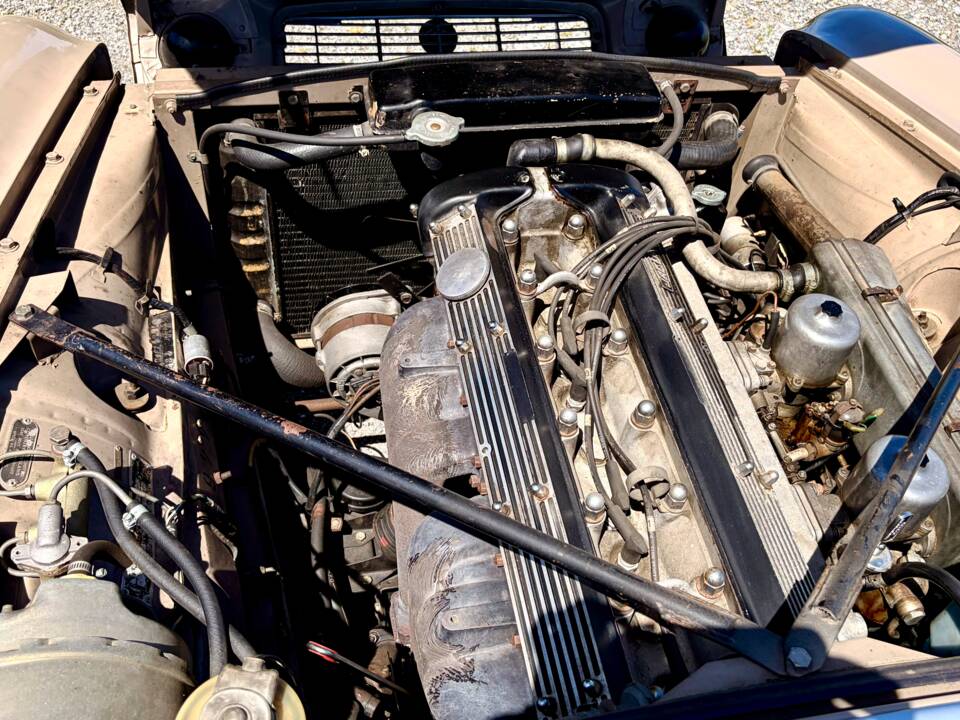 Bild 17/17 von Jaguar XJ 6 2.8 (1971)