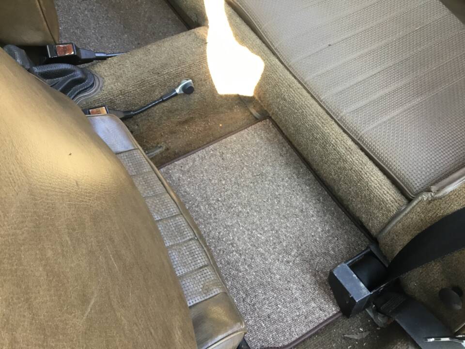 Image 50/83 of Volkswagen Karmann Ghia 1500 (1969)