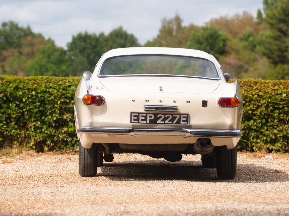 Image 12/50 of Volvo 1800 S (1966)