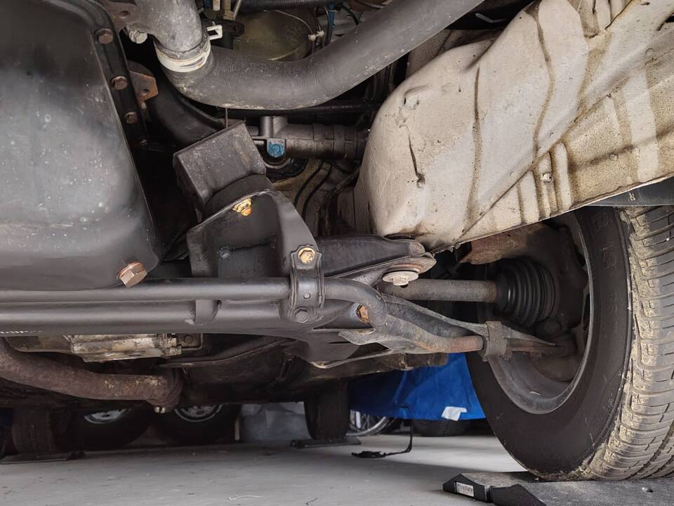 Image 30/32 of Volkswagen Passat 1.6 (1988)