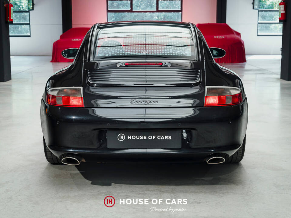 Bild 8/24 von Porsche 911 Carrera (2002)
