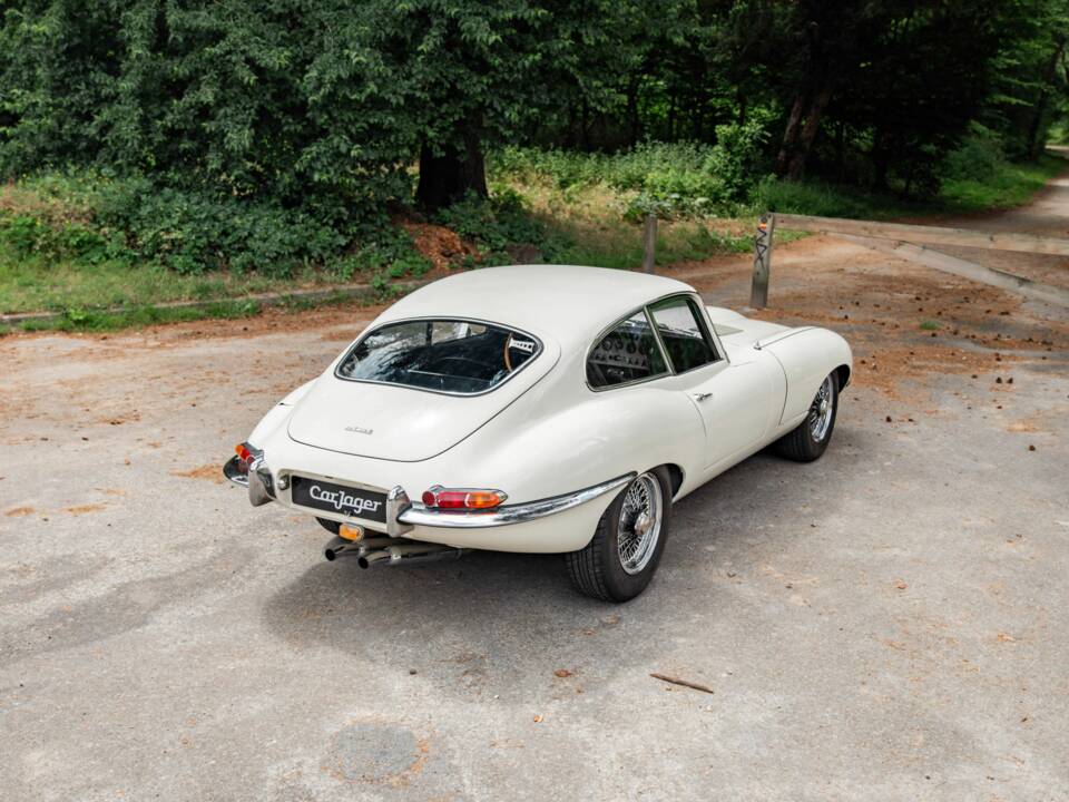Image 4/50 de Jaguar Type E 3.8 (1963)