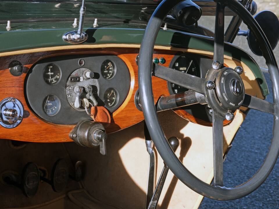 Image 20/37 of Bentley 3 Litre Vanden Plas (1934)