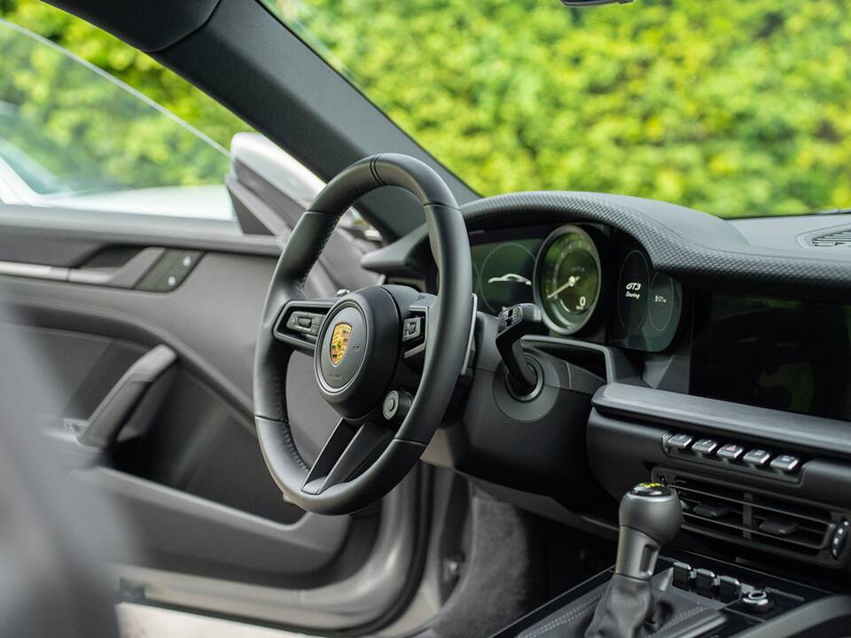 Afbeelding 31/40 van Porsche 911 GT3 (2021)