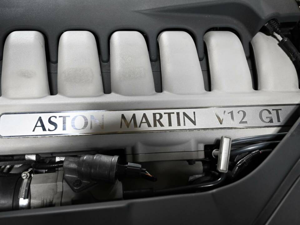 Image 6/50 of Aston Martin DB 7 GT (2004)