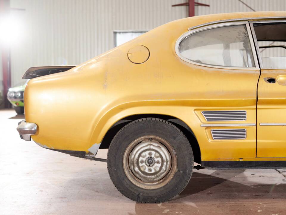 Image 25/37 of Ford Capri I  1600 (1971)