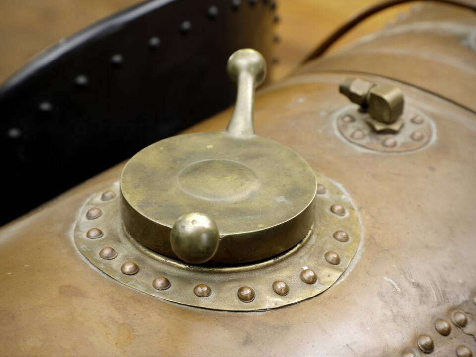 Image 14/21 of Hudson Super Six (1922)