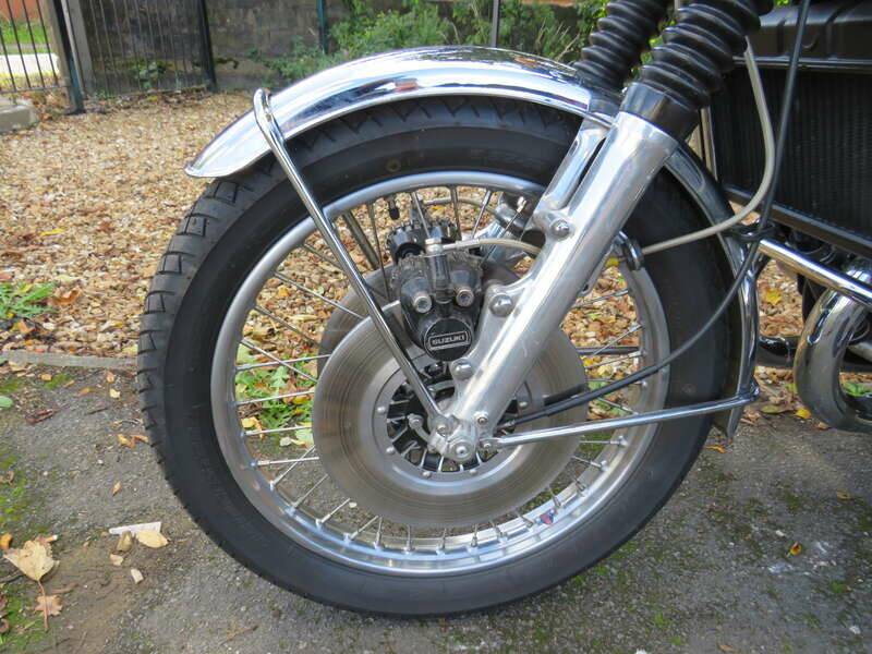 Image 38/49 of Suzuki GT 750 K (1973)