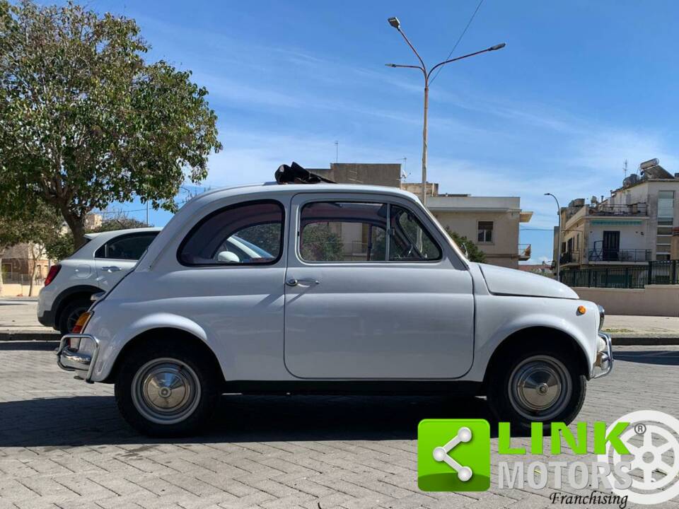 Image 8/10 of FIAT 500 L (1971)