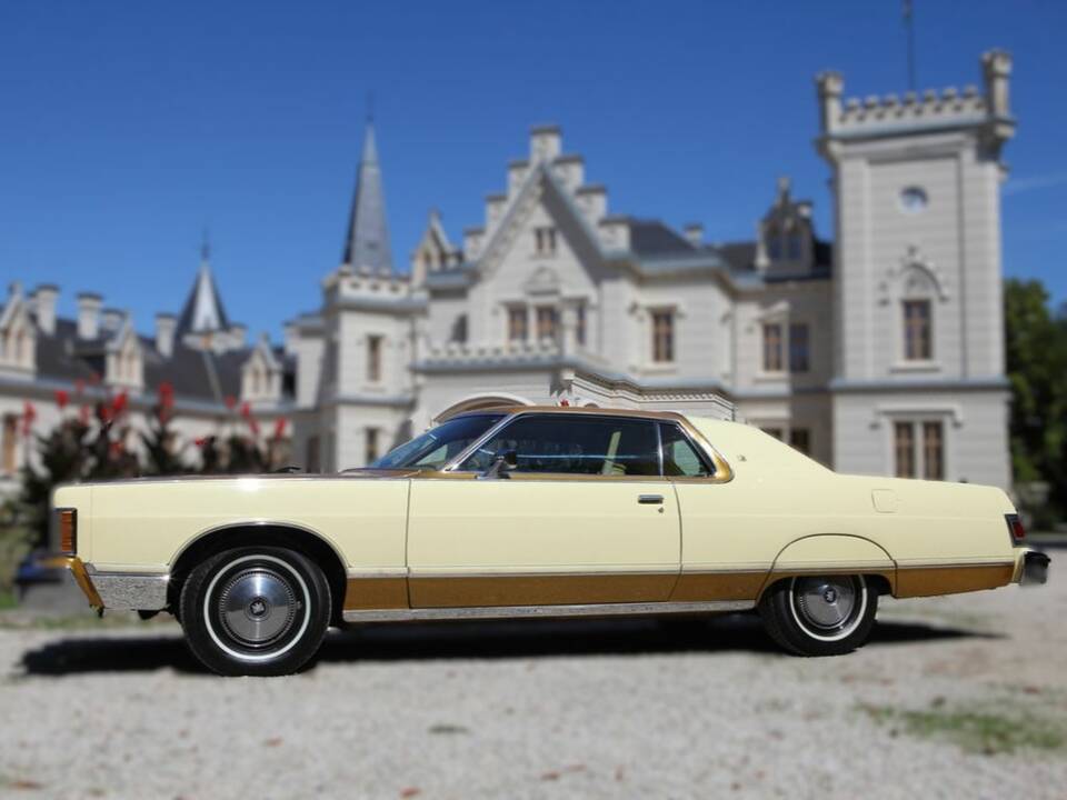 Bild 7/8 von Mercury Grand Marquis Coupe (1977)
