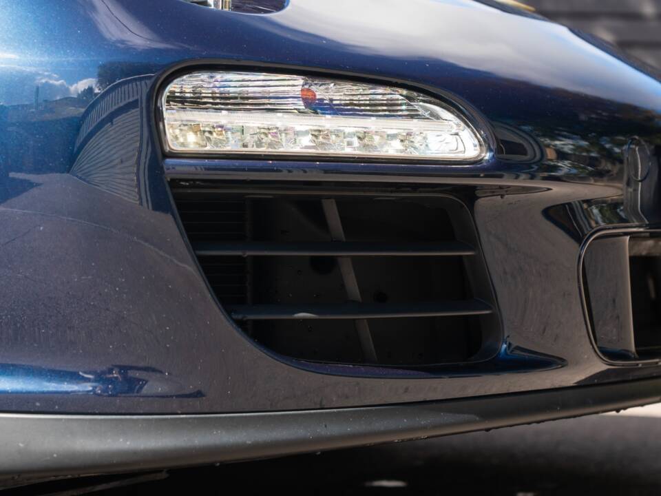 Image 49/54 of Porsche 911 Carrera GTS (2011)