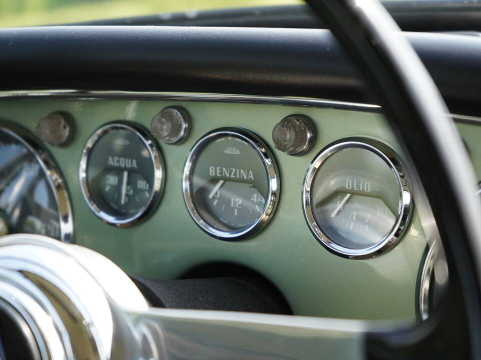 Image 4/75 of Maserati 3500 GT Touring (1961)