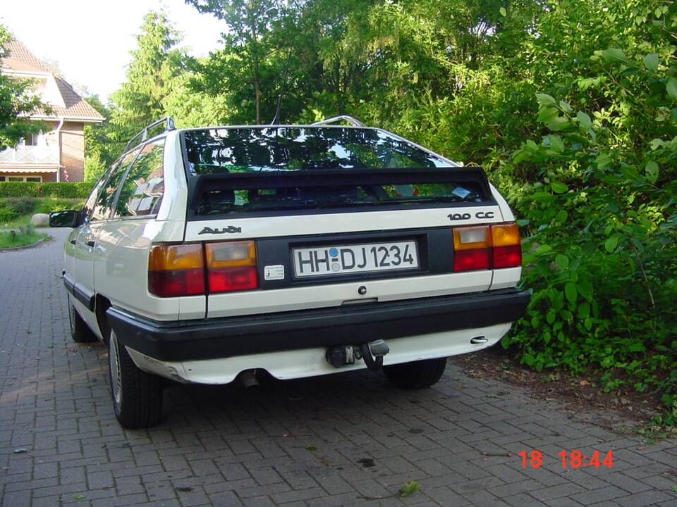 Bild 8/8 von Audi 100 Avant 2.0 Diesel (1982)