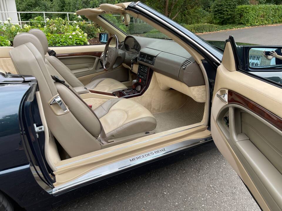 Image 9/11 of Mercedes-Benz SL 600 (1996)