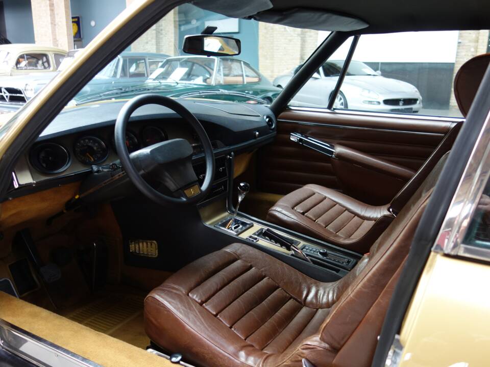 Image 17/32 de Citroën SM injection (1973)