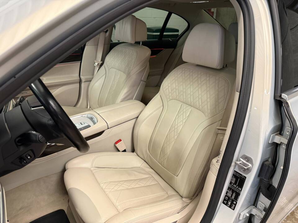 Bild 12/23 von BMW 730d (2016)