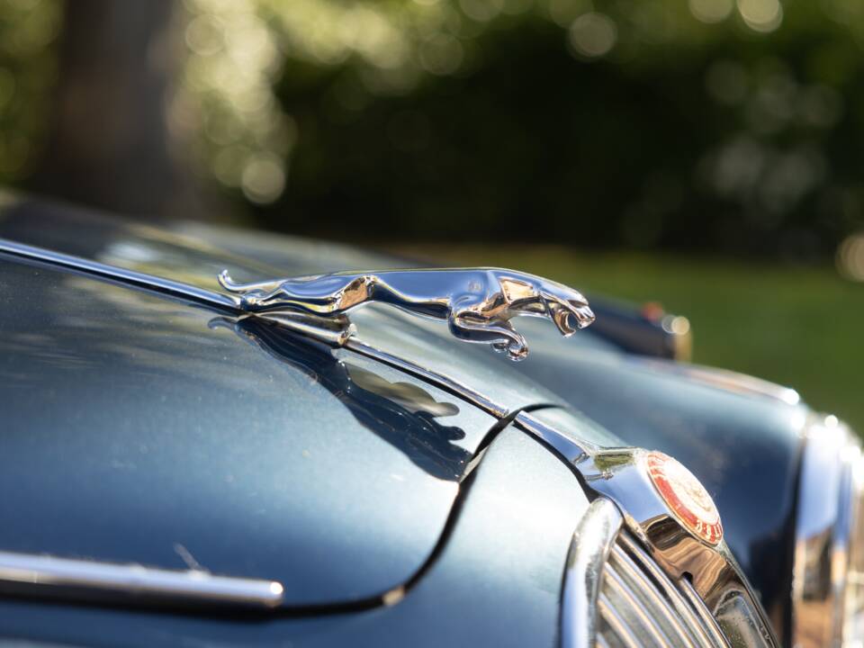 Image 31/50 de Jaguar Mk II 3.8 (1966)