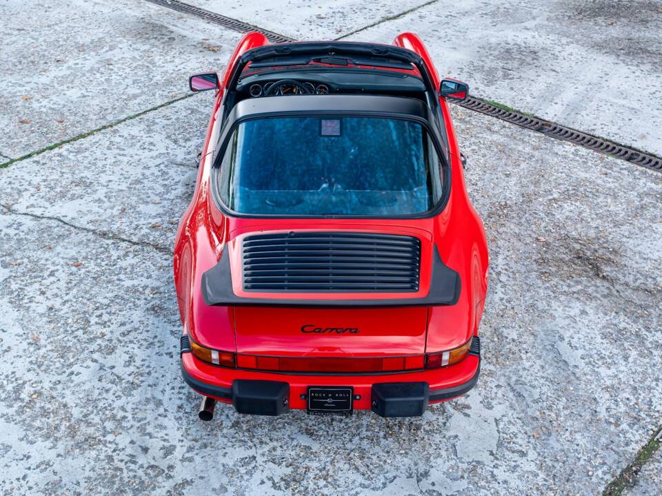 Bild 5/35 von Porsche 911 Carrera 3.2 (1987)