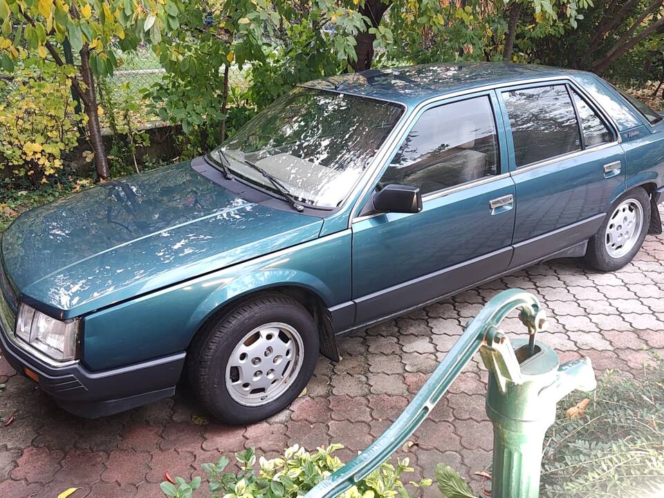 Bild 28/31 von Renault R 25 V6 (1984)