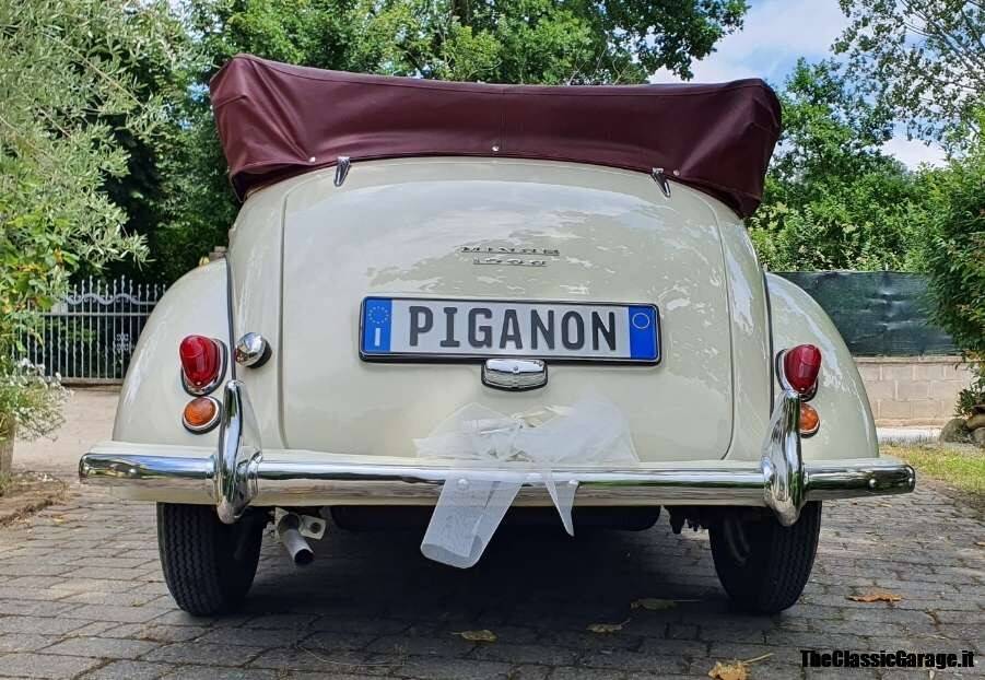 Image 60/66 of Morris Minor 1000 Tourer (1961)