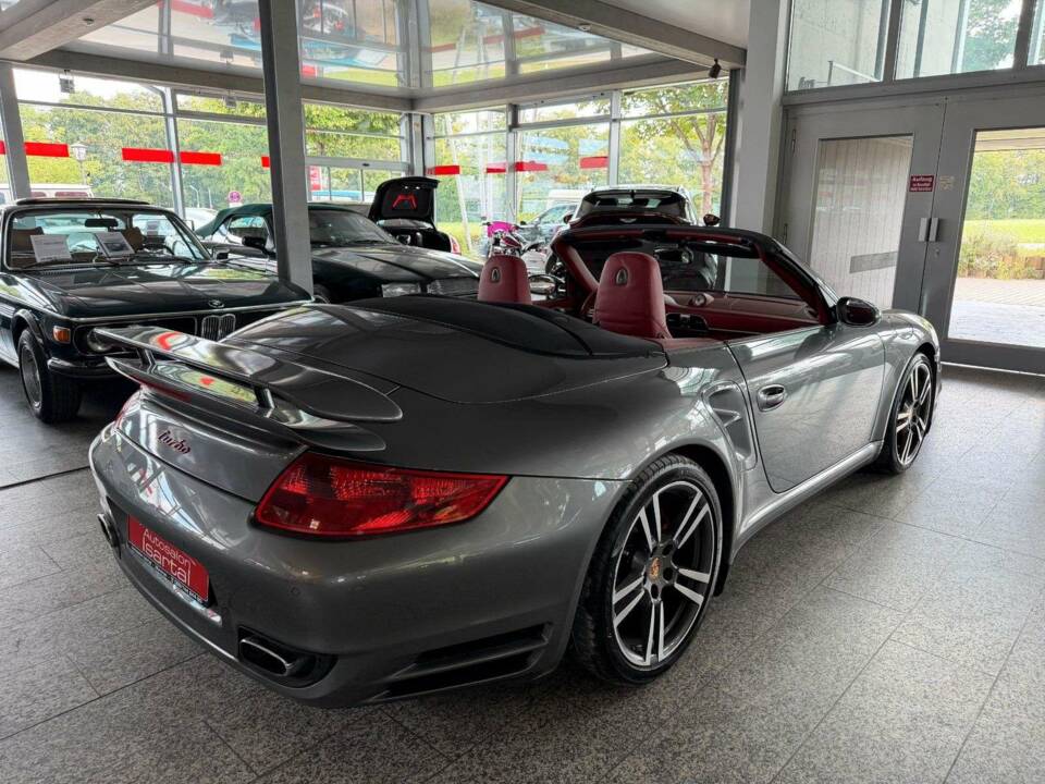 Imagen 35/41 de Porsche 911 Turbo (2009)