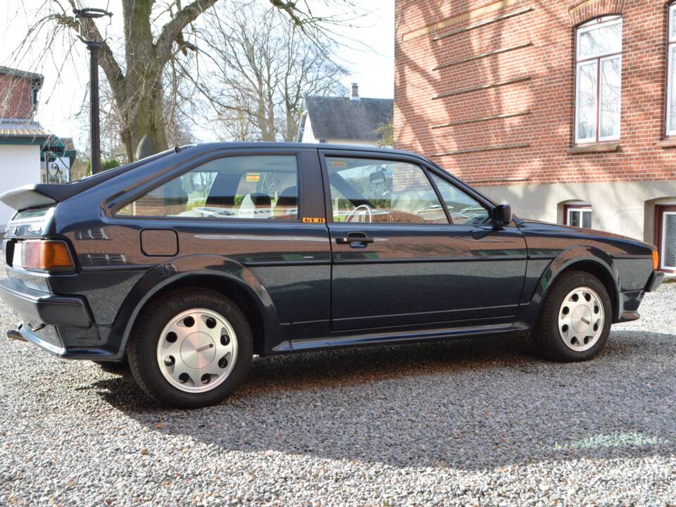 Image 7/15 de Volkswagen Scirocco II GT (1990)