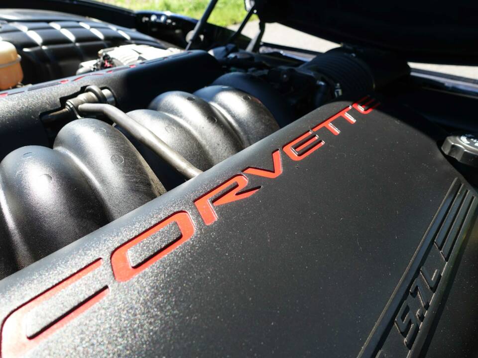 Immagine 24/26 di Chevrolet Corvette (2002)