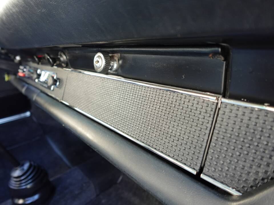 Bild 17/46 von Porsche 911 2.4 T (1973)