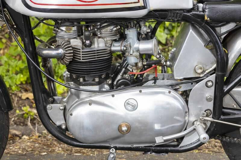 Image 22/33 of Norton Dominator Slimline TT (1969)