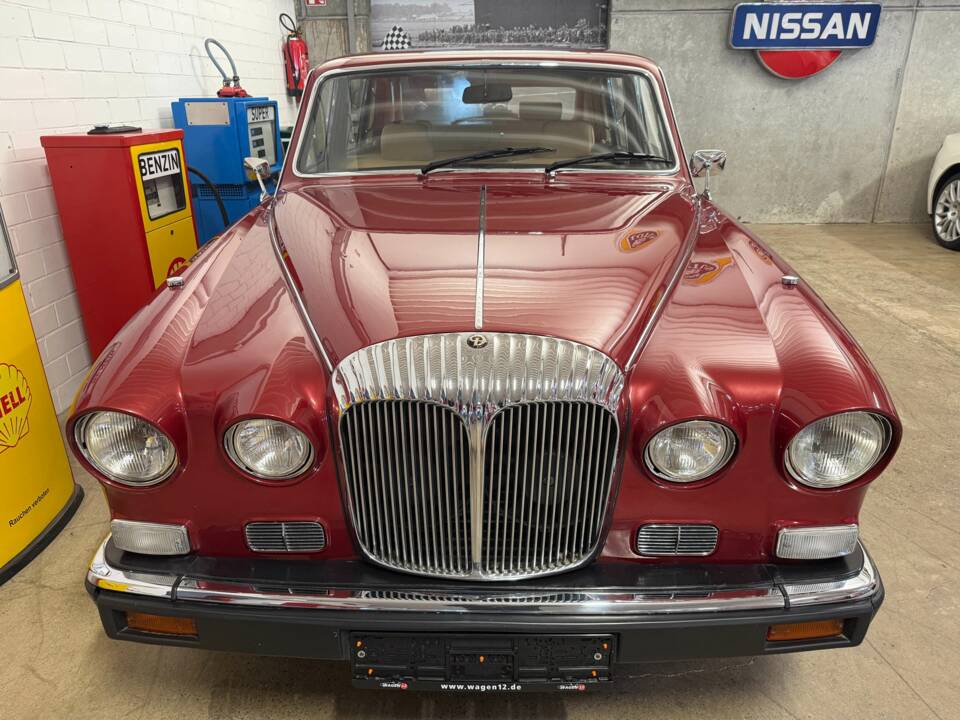 Image 4/16 of Daimler DS 420 (1988)