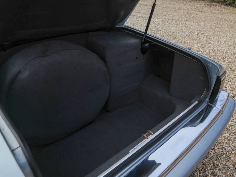 Bild 26/50 von Jaguar XJS 4.0 Celebration (1994)