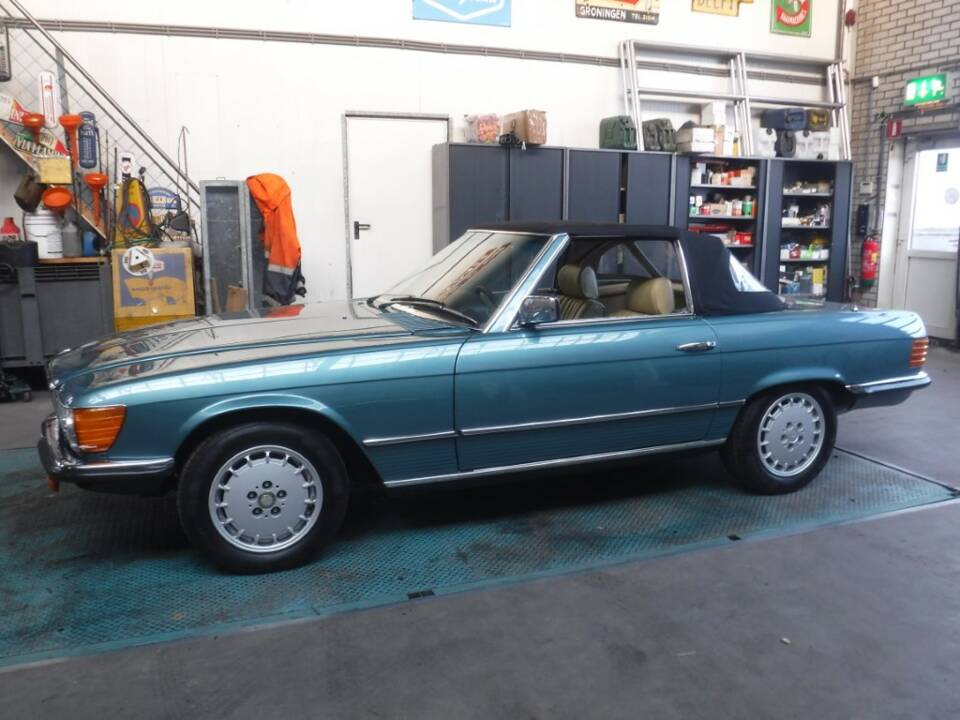 Immagine 4/50 di Mercedes-Benz 380 SL (1981)