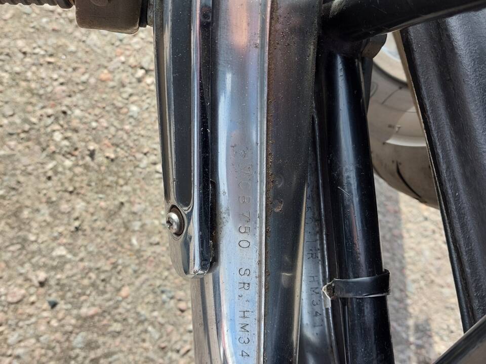 Image 43/45 of Honda CB 750 Four (1976)