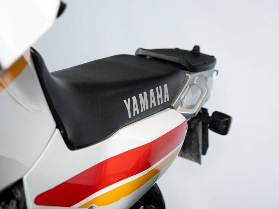 Image 9/35 of Yamaha DUMMY (1989)