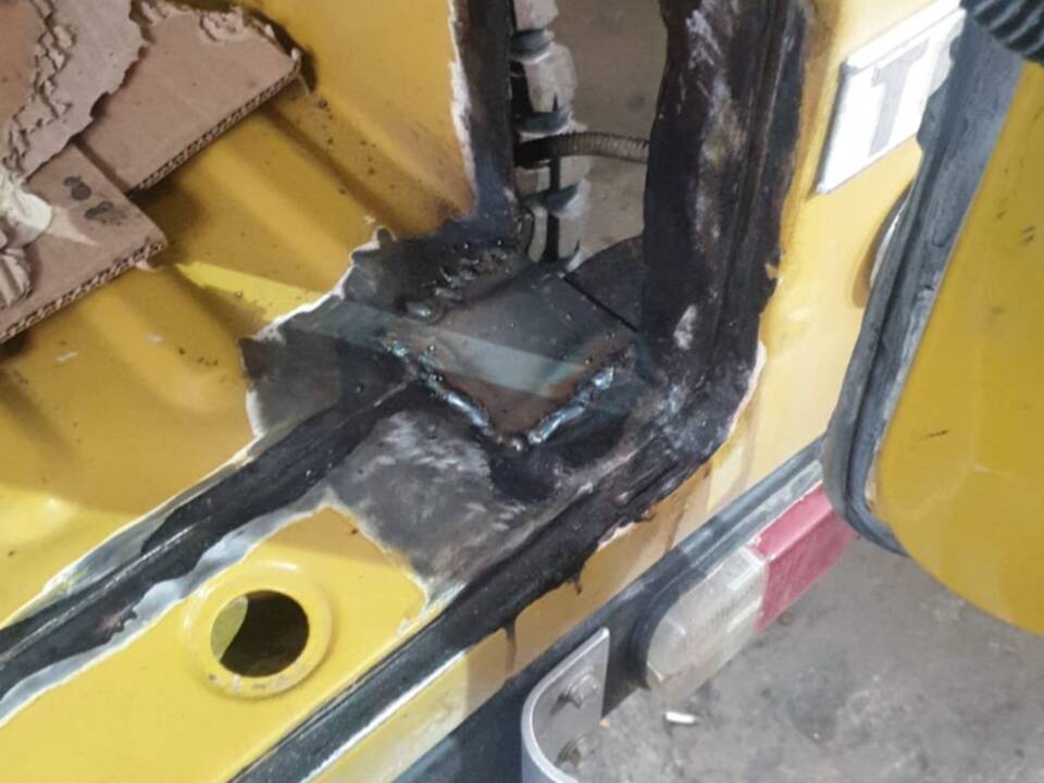 Image 17/24 of Toyota Land Cruiser BJ 40 (1979)