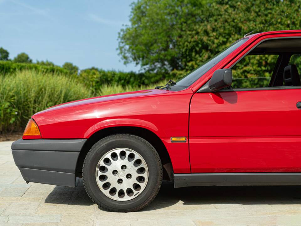 Afbeelding 19/45 van Alfa Romeo 33 - 1.3 (1991)